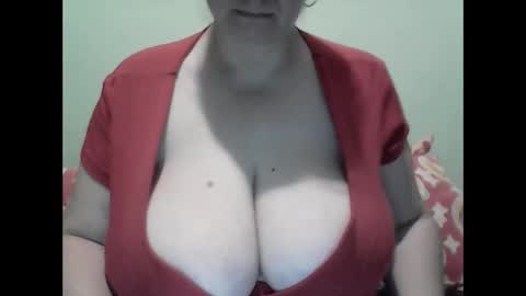 Snapshot of cutejessytom chatting on January 15, 2025, 3:22 am Jessy online show from January 15, 2025, 3:22 am