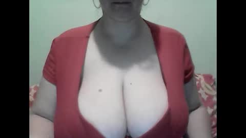 Snapshot of cutejessytom chatting on February 9, 2025, 5:08 am Jessy online show from February 9, 2025, 5:08 am