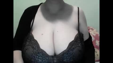 Snapshot of cutejessytom chatting on February 13, 2025, 3:29 am Jessy online show from February 13, 2025, 3:29 am