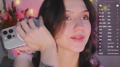 kendall online show from November 9, 2025, 5:39 am