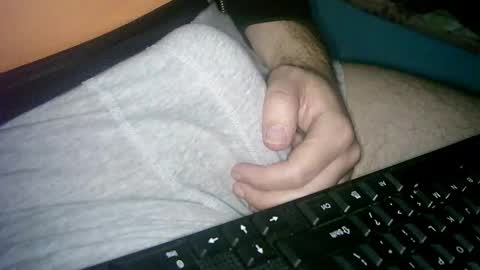 Snapshot of cuteman88 chatting on October 7, 2025, 7:11 pm Cuteman online show from October 7, 2025, 7:11 pm