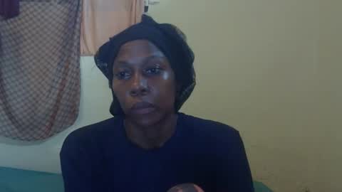 cutemir online show from November 10, 2025, 1:54 pm