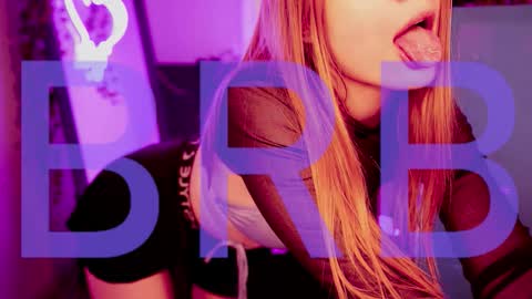 Rina online show from October 19, 2025, 8:15 am