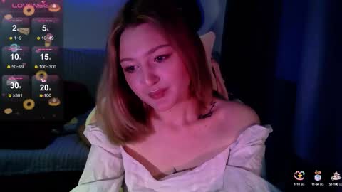 cutepie33 online show from October 16, 2025, 5:41 am