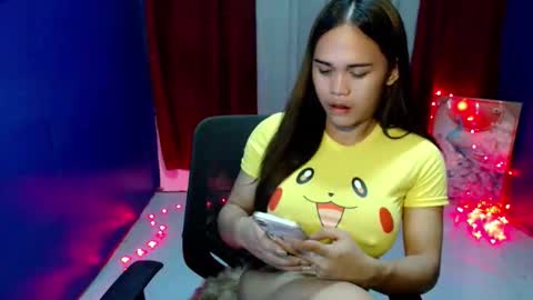 Snapshot of cutepinay143 chatting on May 13, 2026, 2:25 pm isabel online show from May 13, 2026, 2:25 pm