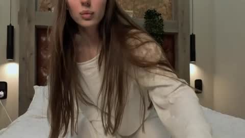 Kim online show from April 4, 2026, 4:59 pm