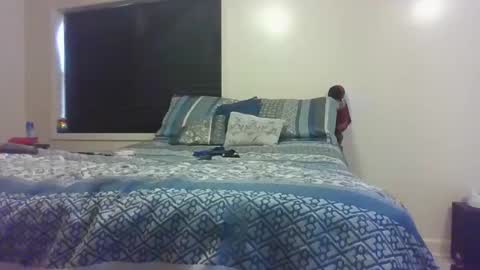 mary mack online show from October 20, 2025, 2:39 pm