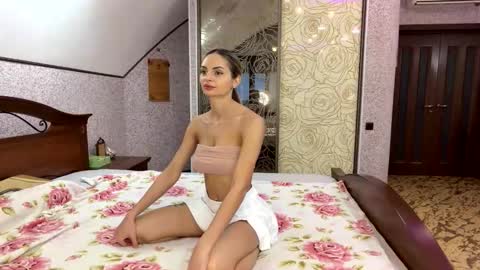 Alina online show from December 19, 2025, 4:19 am