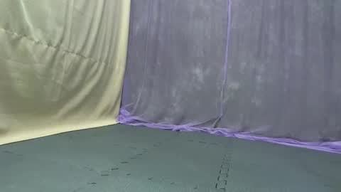 cutetinyasian143_ online show from October 7, 2025, 5:59 am