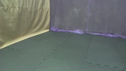 cutetinyasian143_ online show from October 20, 2025, 3:51 am