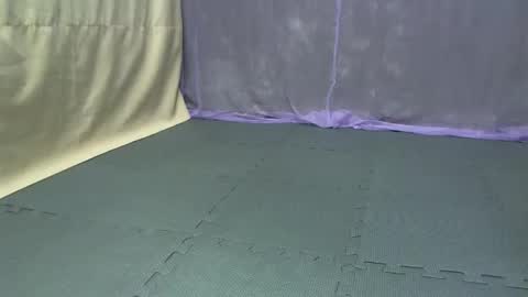 cutetinyasian143_ online show from November 1, 2025, 3:30 am