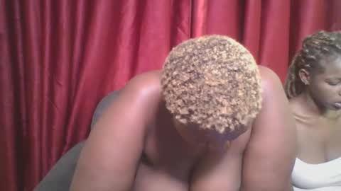 Snapshot of cutey_mellanin chatting on February 17, 2025, 12:32 am cutey_mellanin online show from February 17, 2025, 12:32 am
