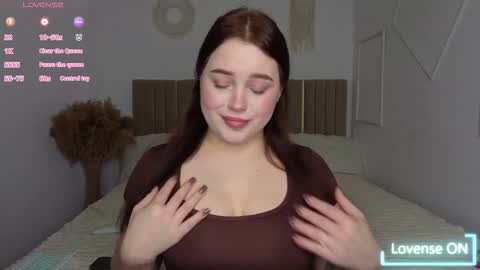 Snapshot of cutie__cutiee_ chatting on February 6, 2026, 1:36 pm Nika online show from February 6, 2026, 1:36 pm