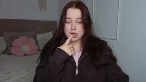 Snapshot of cutie__cutiee_ chatting on February 8, 2026, 1:58 pm Nika online show from February 8, 2026, 1:58 pm