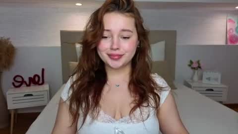 Nika  online show from June 16, 2026, 5:32 am