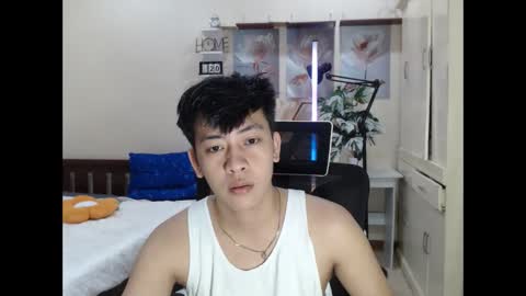 Neil Taylor online show from December 1, 2025, 6:02 pm