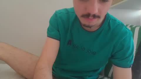 Snapshot of cutie_garlix chatting on July 23, 2026, 10:35 am cutie garlix online show from July 23, 2026, 10:35 am