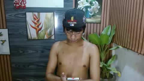 cutie_mico online show from February 16, 2026, 9:49 am