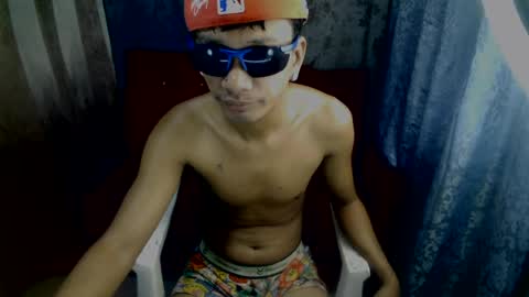 Snapshot of cutie_mico chatting on August 2, 2026, 11:30 am cutie_mico online show from August 2, 2026, 11:30 am