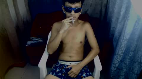 Snapshot of cutie_mico chatting on August 3, 2026, 10:43 am cutie_mico online show from August 3, 2026, 10:43 am