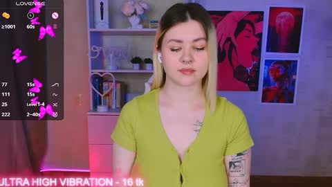 mili online show from February 4, 2025, 11:49 am