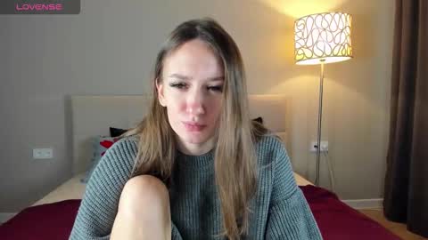 Kate online show from October 4, 2025, 11:08 am