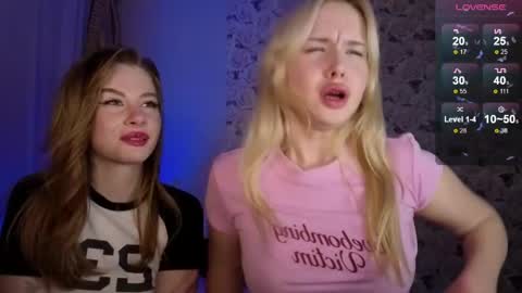 Snapshot of cutiee_chloe chatting on April 15, 2026, 7:54 pm Chloe online show from April 15, 2026, 7:54 pm