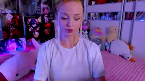 Nora online show from June 25, 2026, 8:24 pm