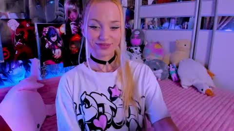 Nora online show from July 6, 2026, 8:33 pm