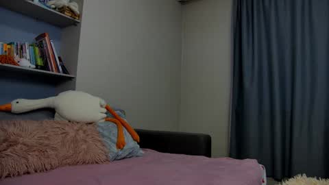 cuttiebunny online show from January 10, 2025, 3:18 am