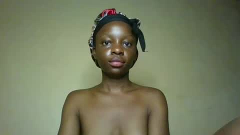 cutty_teshy online show from February 3, 2025, 3:42 am