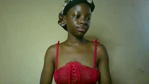 cutty_teshy online show from February 4, 2025, 6:25 am