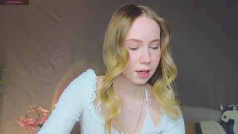Snapshot of cuute_angell chatting on January 11, 2025, 4:46 pm Virginia See you on Sunday online show from January 11, 2025, 4:46 pm