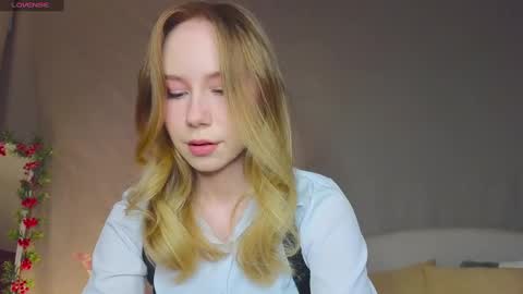 Snapshot of cuute_angell chatting on January 23, 2025, 4:59 pm Virginia See you on Sunday online show from January 23, 2025, 4:59 pm