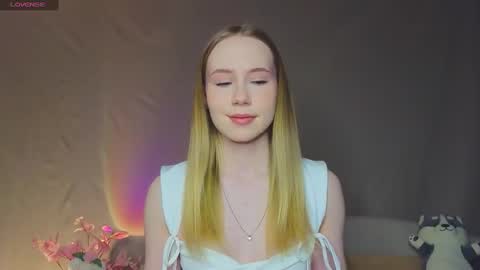 Snapshot of cuute_angell chatting on February 9, 2025, 4:50 pm Virginia See you on Sunday online show from February 9, 2025, 4:50 pm