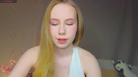 Snapshot of cuute_angell chatting on March 5, 2025, 5:18 pm Virginia See you on Sunday online show from March 5, 2025, 5:18 pm