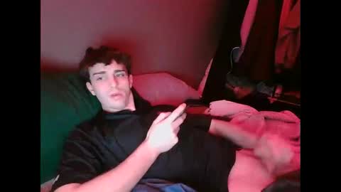 Snapshot of cw1ss chatting on November 14, 2025, 3:05 am cw1ss online show from November 14, 2025, 3:05 am