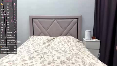 Snapshot of cwenecollins chatting on November 9, 2025, 8:12 am Akemi online show from November 9, 2025, 8:12 am