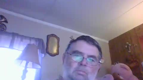 cwill27837 online show from February 5, 2025, 5:20 pm