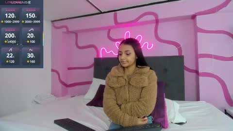 Cyan online show from February 11, 2025, 2:02 pm