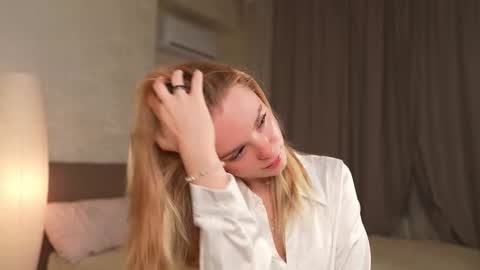 EMILY online show from October 10, 2025, 5:34 pm