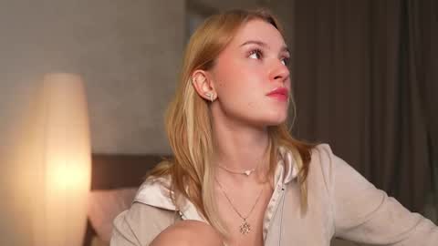 EMILY online show from October 12, 2025, 6:29 pm