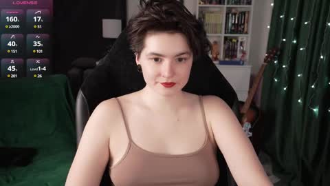 Snapshot of cybersamuraii chatting on February 25, 2025, 12:03 am Helen Blossom online show from February 25, 2025, 12:03 am