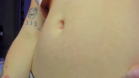 cynthiaa33 online show from November 30, 2025, 2:26 am