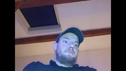 cyrilhot11200 online show from December 2, 2024, 3:58 am