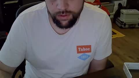 cyrsug online show from November 17, 2025, 9:48 am