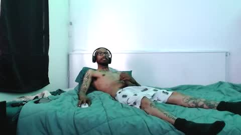 SkinnyTattedGuy online show from July 17, 2026, 6:46 pm