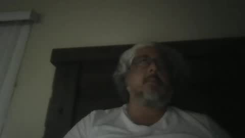 Snapshot of czar1974 chatting on January 1, 2025, 10:11 am czar1974 online show from January 1, 2025, 10:11 am