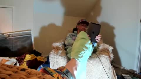 Snapshot of czechlove chatting on November 25, 2025, 9:20 am Andrew Thomas online show from November 25, 2025, 9:20 am