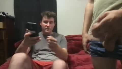 Snapshot of d_dart chatting on October 1, 2025, 8:04 pm Aeboy12 online show from October 1, 2025, 8:04 pm